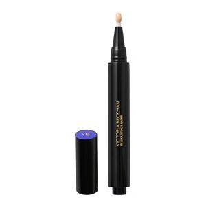 New in Box Victoria Beckham The Concealer Pen with TFC8® in Shade L1.